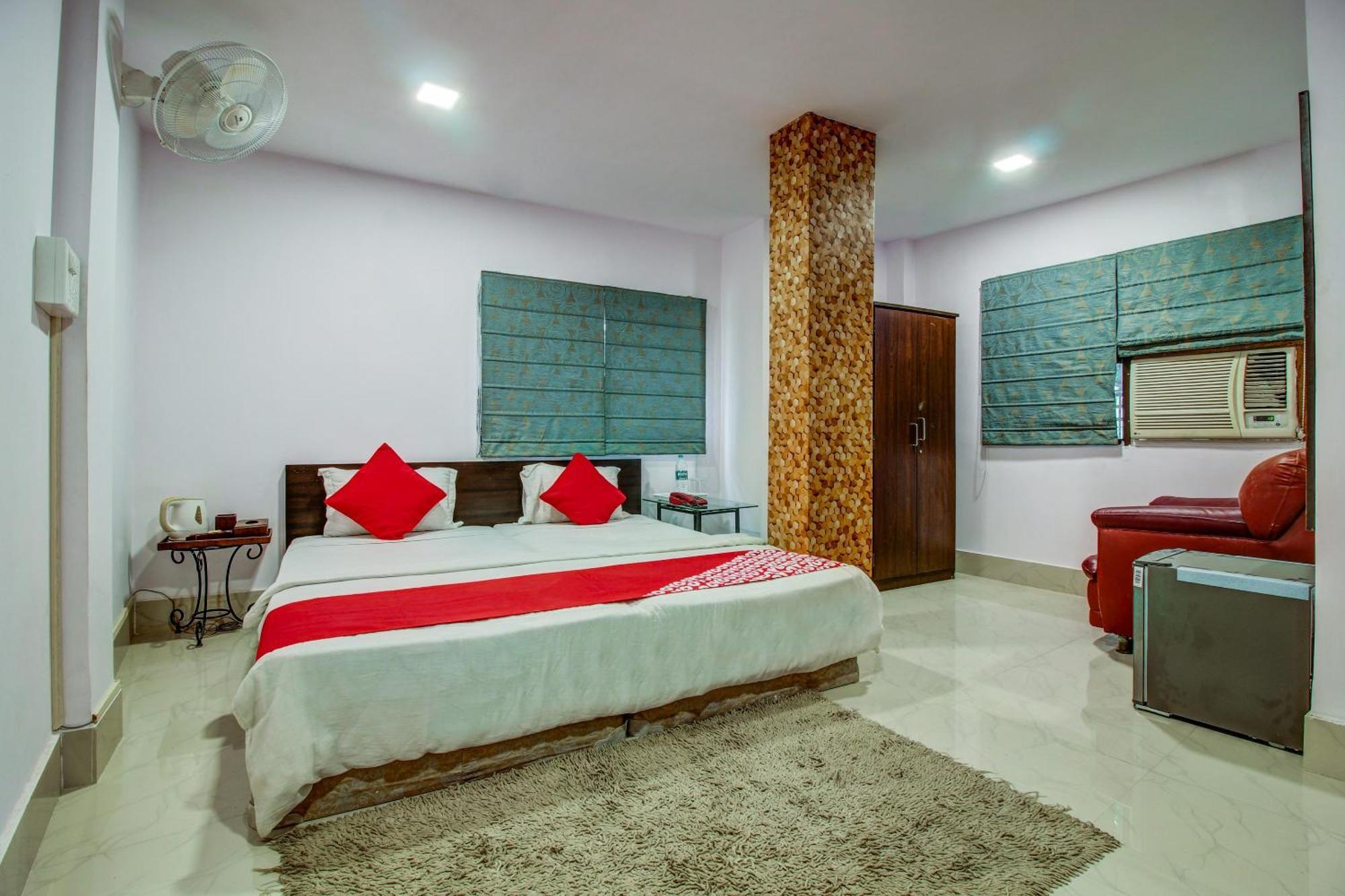 Hotel Oyo Flagship Spc & Span Jamshedpur Zewnętrze zdjęcie