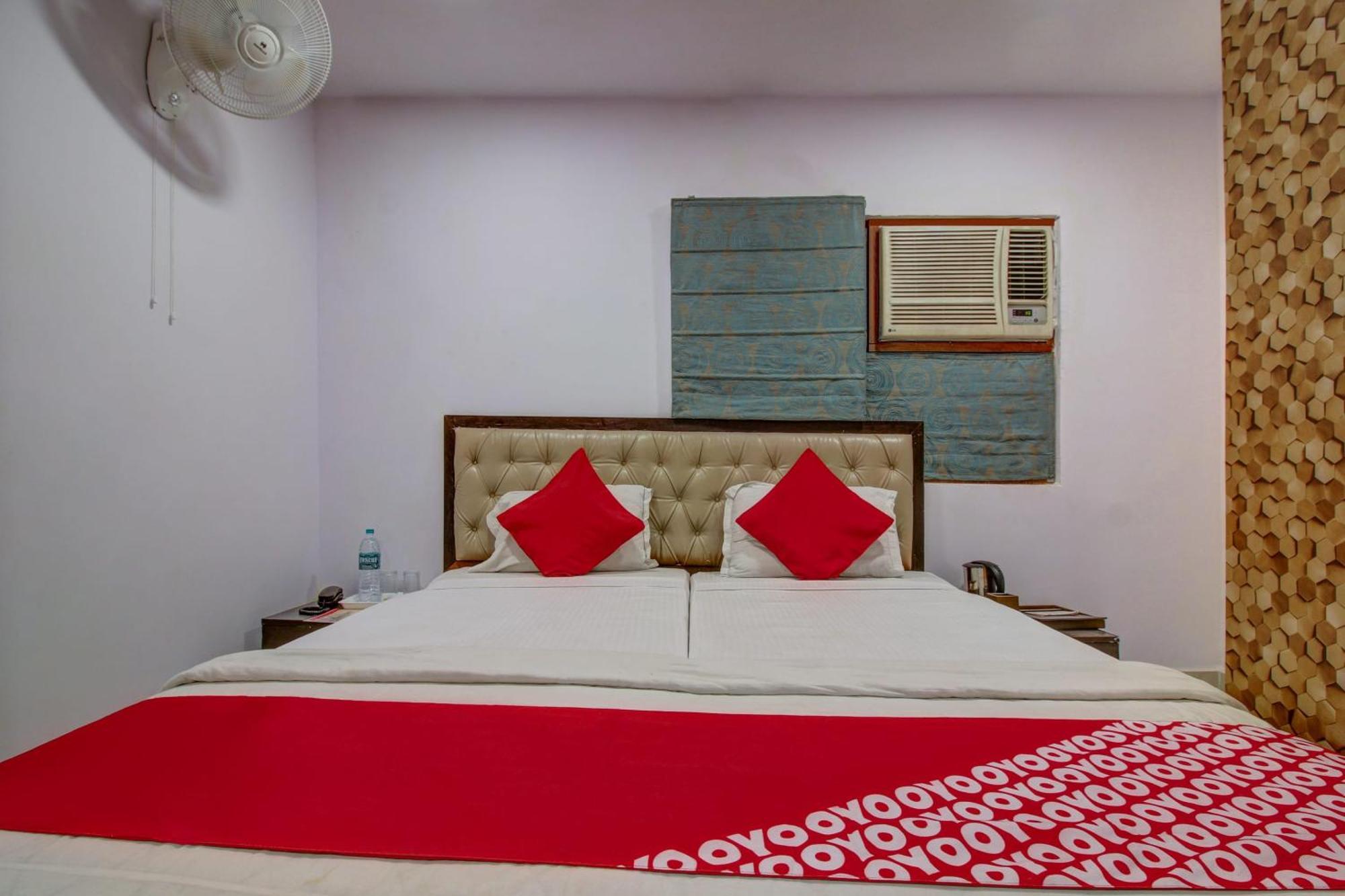 Hotel Oyo Flagship Spc & Span Jamshedpur Zewnętrze zdjęcie