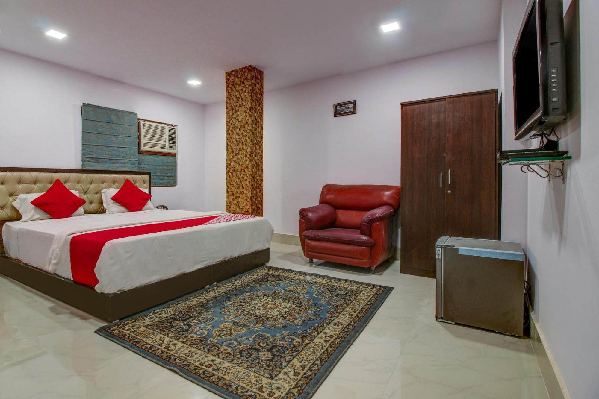 Hotel Oyo Flagship Spc & Span Jamshedpur Zewnętrze zdjęcie